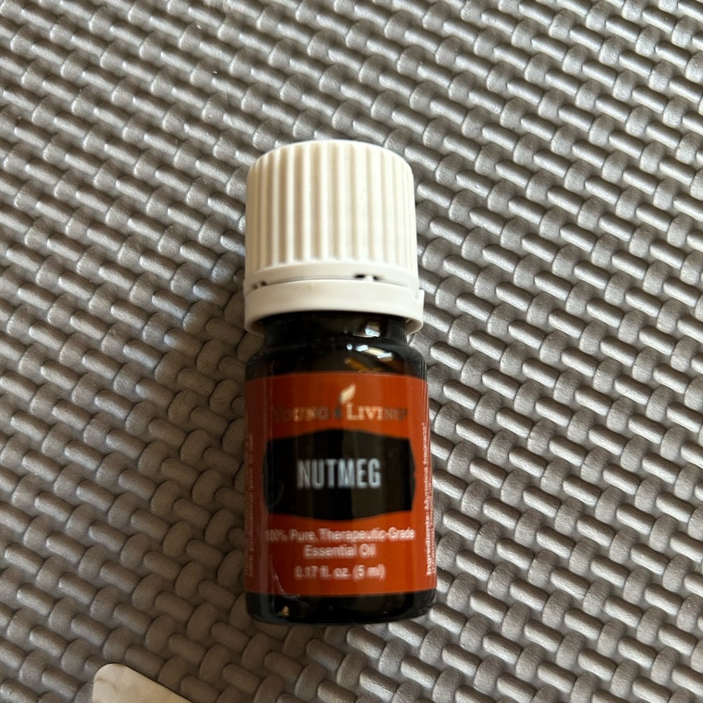 NEW Young Living‎ Nutmeg Essential Oil, 5ml bottle